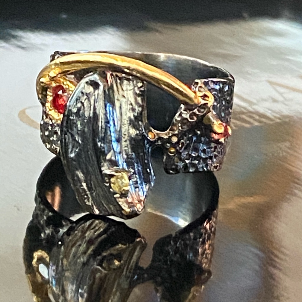 Beautiful Genuine Rhodolite Peridot Ring 140$
